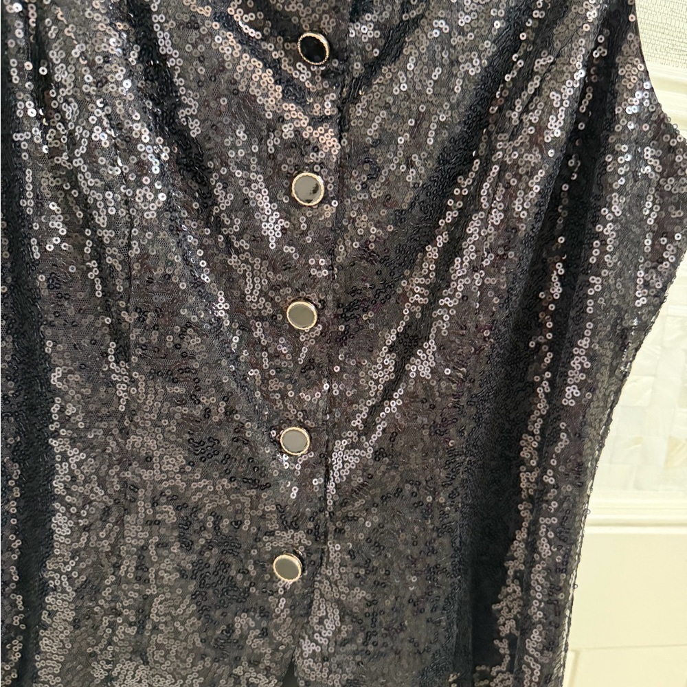 Medium Anthropologie Sunday in Brooklyn Sequin Square Neck Tank top button black - Picture 6 of 17